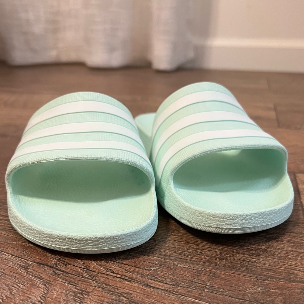 adidas adilette slides - Picture 2 of 11